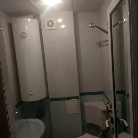 Veliko Tyrnovo Πανσιόν